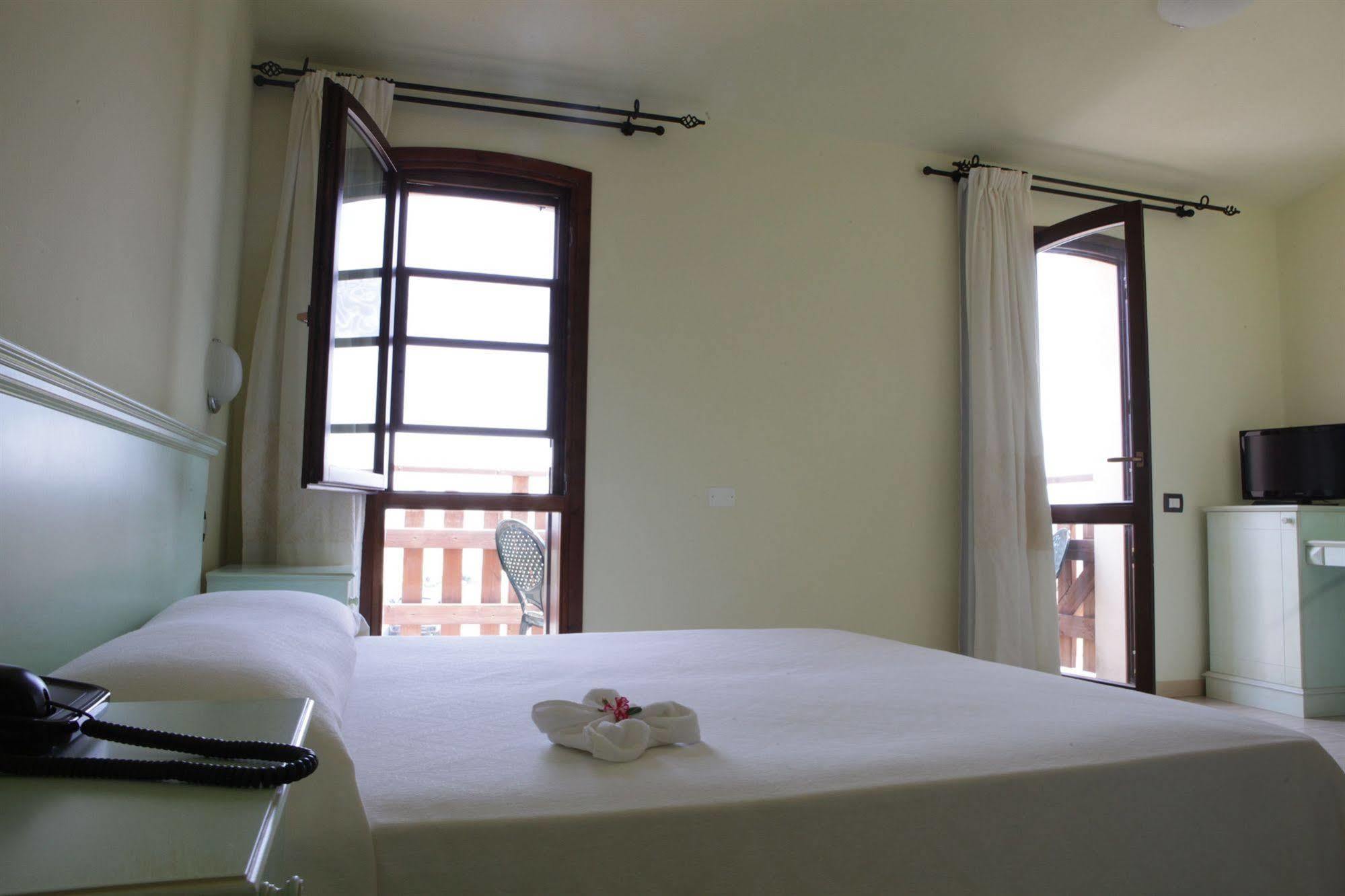 Torre Hotel - Adults Only Torre dei Corsari Buitenkant foto
